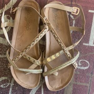 Beaded Strappy Women’s Sandals - Nude/Gold